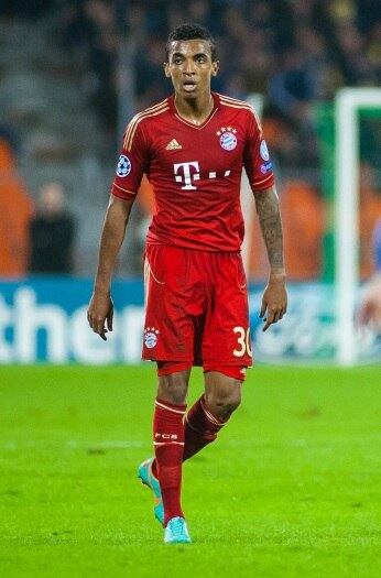 Sem chances no Bayern, Luiz Gustavo deve ir para o Wolfsburg