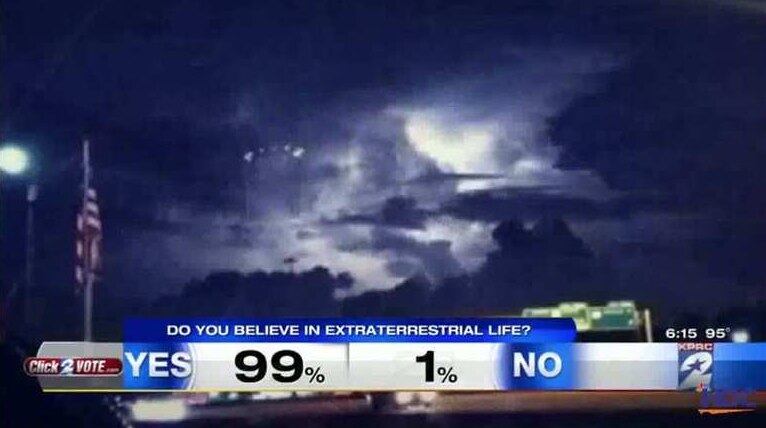 Teve gente que chamou atenção para o fato de que o tal objeto foi visto a 666 km de Roswell, cidade do Novo México que ficou famosa por uma série de acontecimentos envolvendo OVNIs e aliens em 1947. Destroços de uma nave alienígena teria caído no lugar e um ET, segundo noticiaram os jornais na época, foi resgatado pela NASA. Os EUA disseram que foi encontrado um balão meteorológico e que não havia, claro, nenhum ET 