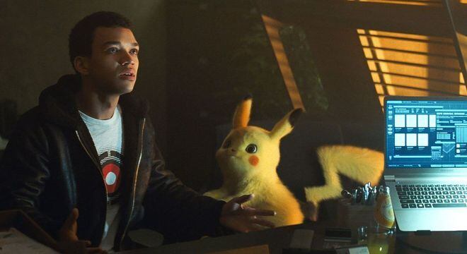 Justice Smith é Tim, o parceiro de Pikachu nesta jornada