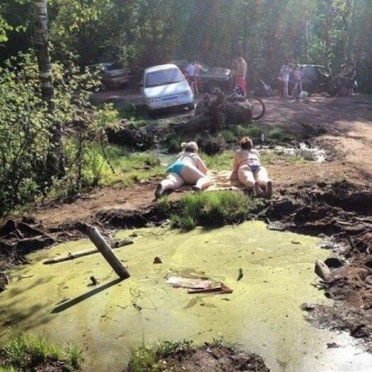 Nada melhor do que tomar um sol na floresta, né?