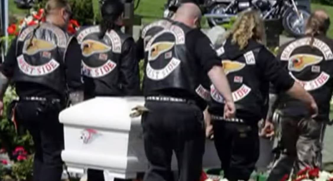 Para fazer parte da equipe, é obrigatório ter carteira de habilitação e uma motocicleta com mais de 750 cilindradas, de preferência da marca Harley-Davidson