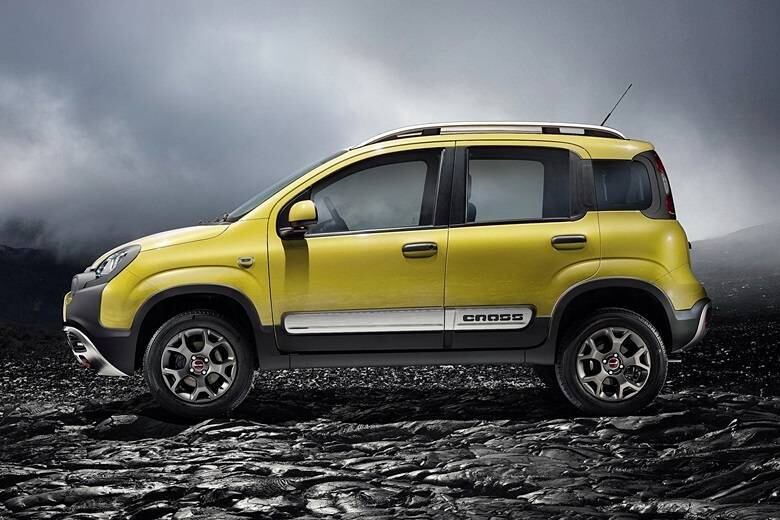 O popular terá duas versões disponíveis no Velho Mundo, uma equipada com motor 0.9 Twin Air turbo a gasolina de 90 cv de potência, outro com o 1.3 Multijet turbodiesel de 80 cv

Veja a cobertura completa do Salão do Automóvel de Genebra 2014

Saiba tudo sobre carros! Acesse R7.com/carros