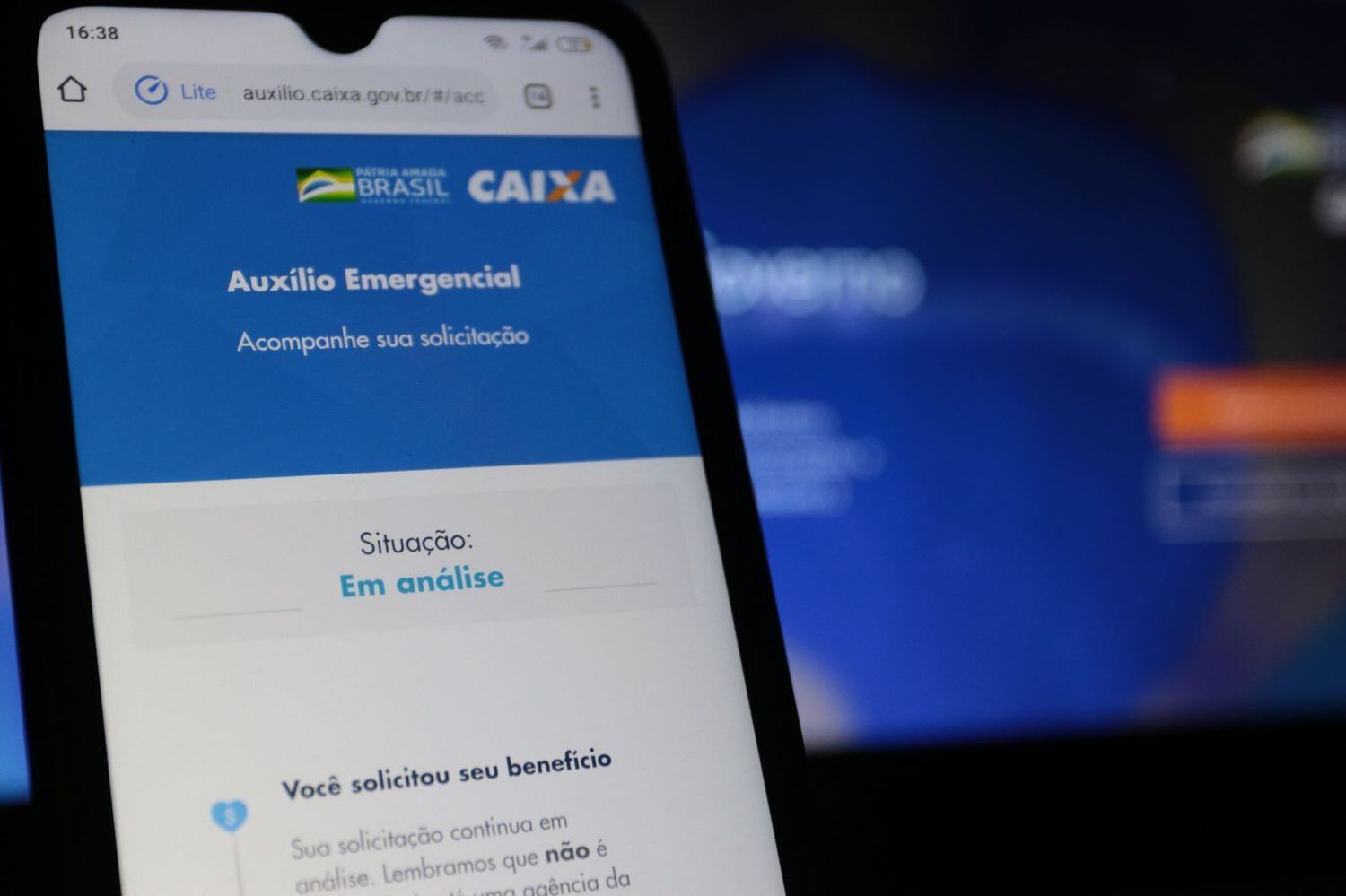 Aplicativo do Caixa Auxílio Emergencial, que permite acompanhar a análise do pedido