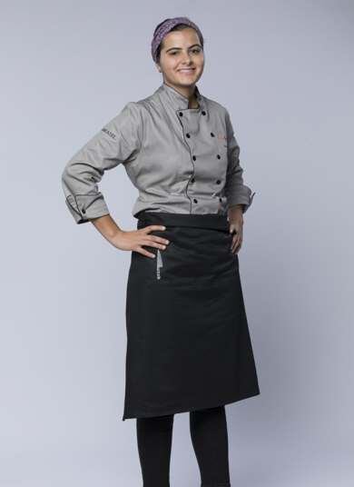 Nada melhor do que a sobremesa para fechar o jantar e dar início a uma noite maravilhosa! "A minha sugestão é um bolinho chamado Baba au Rum, que combina bem com essa data especial", diz Mariane Kolchraiber

