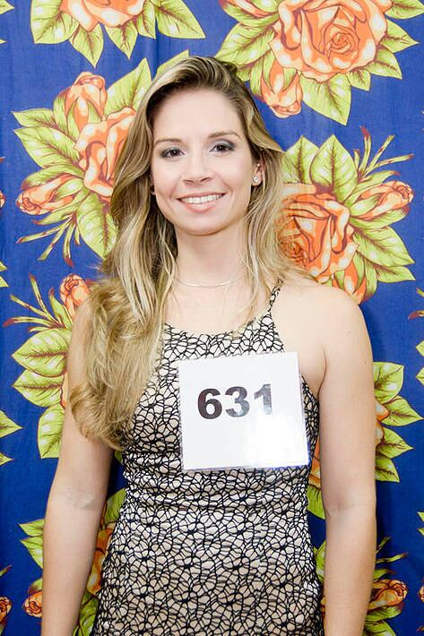 As semifinais reuniram 30 candidatas. Em seguida, 15 foram escolhidas para a final. Entre elas está Mariane Gonçalves da Rocha