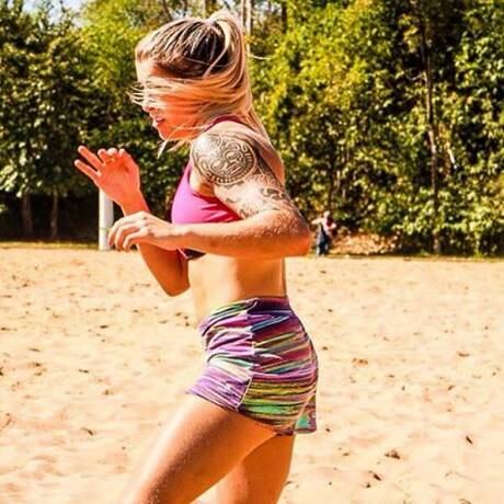 Bruna tem apenas 19 anos, mas já é considerada uma das grandes promessas no MMA brasileiro