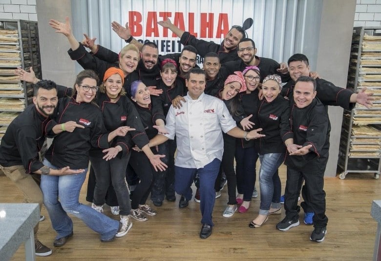 A Record TV vai ficar mais saborosa com a estreia da segunda temporada de Batalha dos Confeiteiros. Saiba mais sobre os 16 participantes de diferentes personalidades e regiões do país, que vão disputar a chance de trabalhar com Buddy Valastro