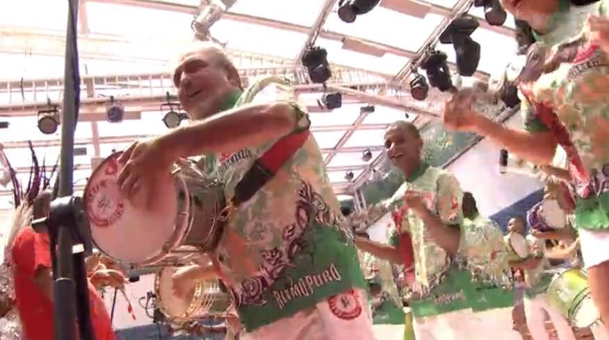 Bateria anima o confinamento