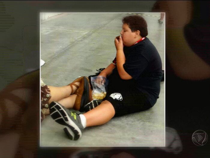 Para saber se uma criança está acima do peso ou com obesidade, é necessário fazer a conta do IMC (índice de massa corporal)

+ Você e o Doutor: veja os riscos da obesidade infantil e como tratar este problema

+ Sproesser mostra alimentos que têm calorias difíceis de eliminar
