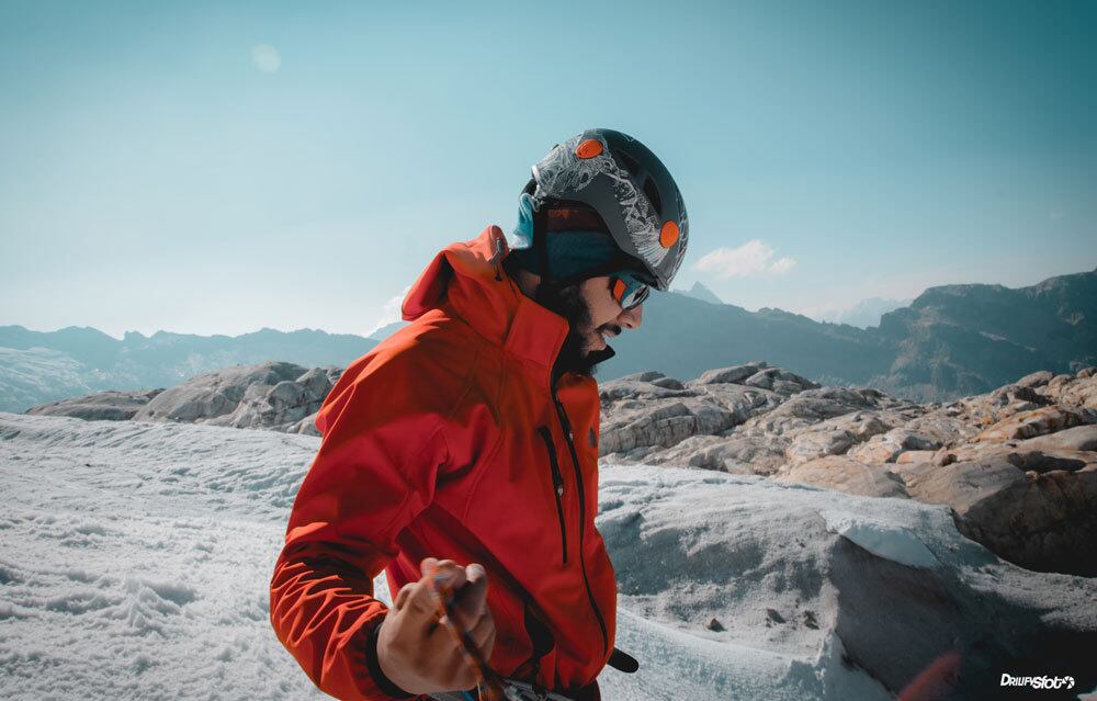 Capacete pintado