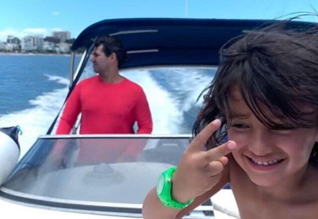As aventuras não param por aí! Pai e filho também curtem o mar e a natureza