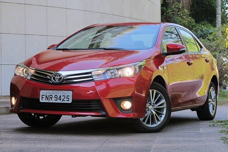 Toyota Corolla Altis, o mais caro, ainda não oferece ESP de série