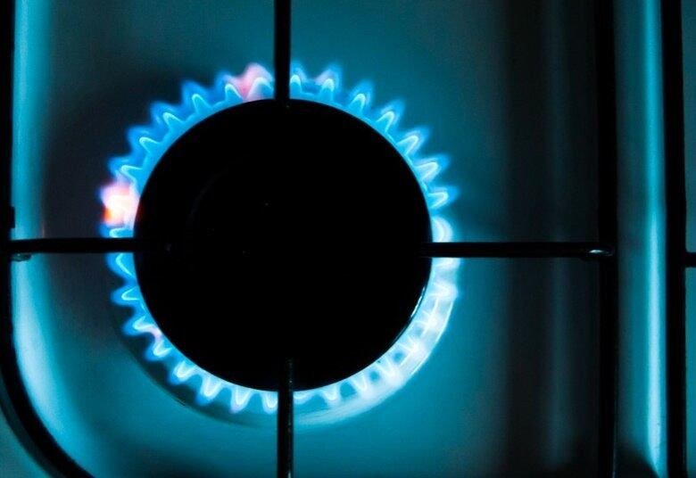 Quase 2 milhões de clientes que usam gás natural canalizado já podem se preparar para pagar mais na próxima conta. O reajuste deve ficar entre 3,4% e 8%, de acordo com o consumo