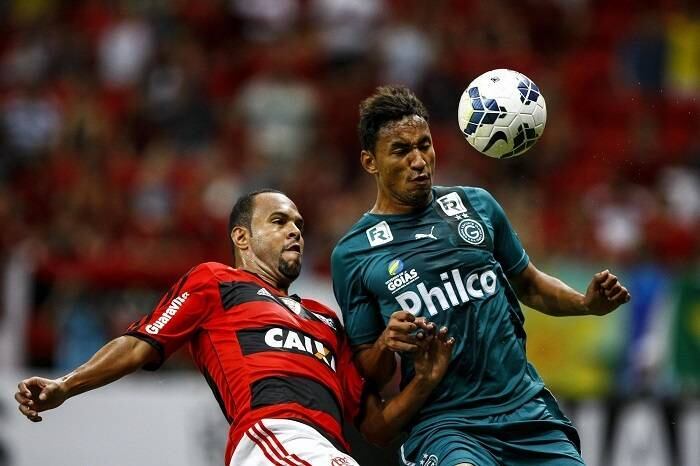 Alecsandro passou em branco no jogo do Mané Garrincha
