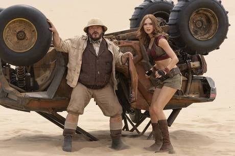 Jack Black e Karen Gillan em novo cenário do filme