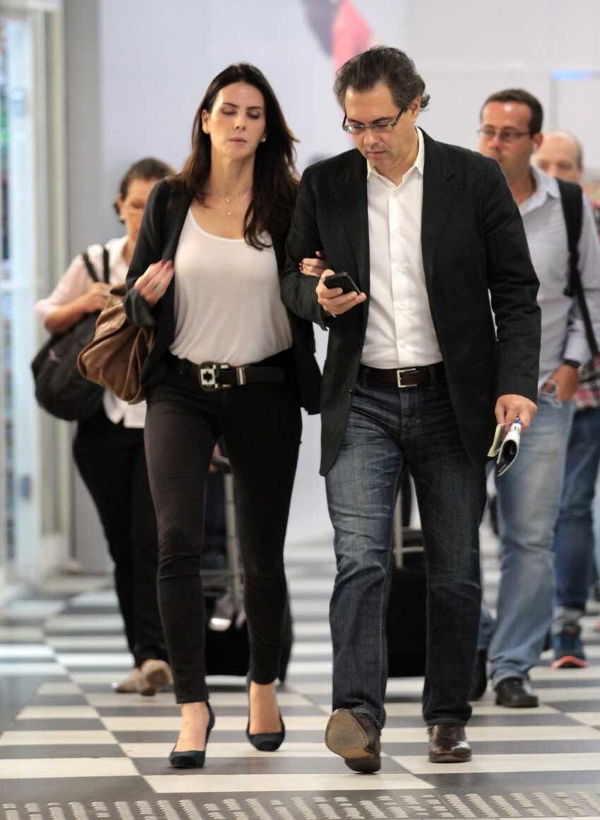 O ex-jogador de volei tem dois filhos com Lisandra, Yago e Yasmin