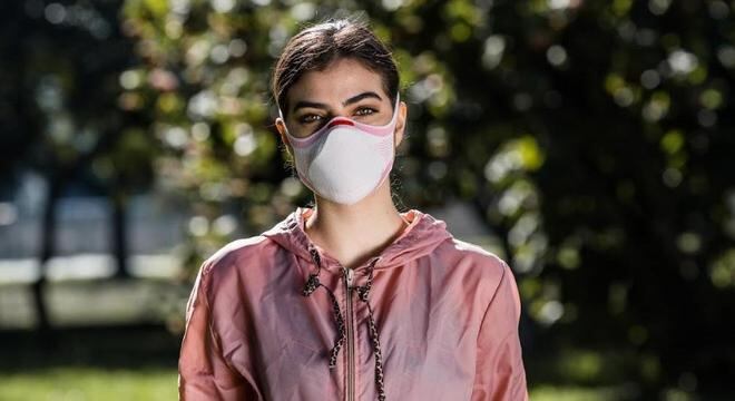 A Máscara KNIT Fiber se adapta ao rosto e bloqueia partículas muito pequenas, garantindo o conforto e a proteção necessária