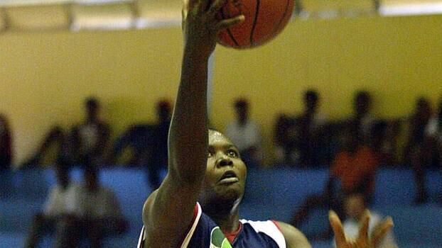 Lígia Maria foi pivô da seleção brasileira. A atleta fez parte da geração campeã mundial de basquete feminino em 1994, mas não chegou a participar do Mundial, que tinha no elenco estrelas como Hortência, Janeth, Magic Paula, Helen, entre outras. Faleceu vítima de câncer aos 41 anos