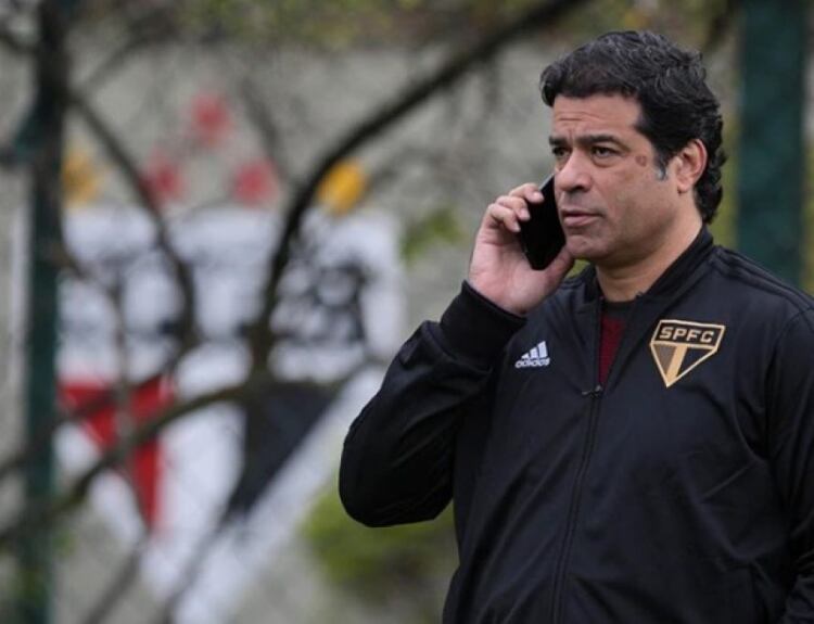 Raí - Além de ser um dos fundadores da Fundação Gol de Letra, Raí é, desde o final de 2017, diretor executivo de futebol do São Paulo
(Foto: Divulgação/São Paulo FC)