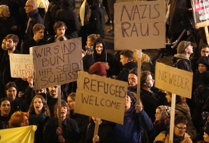 O AfD foi a sigla que mais cresceu desde as eleições de 2013, conquistando 8,3 pontos percentuais a mais que no pleito passado, quando teve 4,7% dos votos
