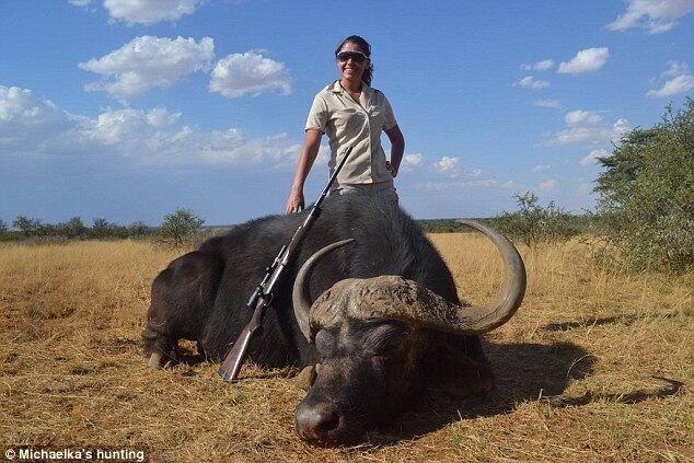 Em um vídeo postado no começo de março, ela explicou o seu ponto de vista.

— A diferença entre a sua refeição e a minha refeição são os matadouros