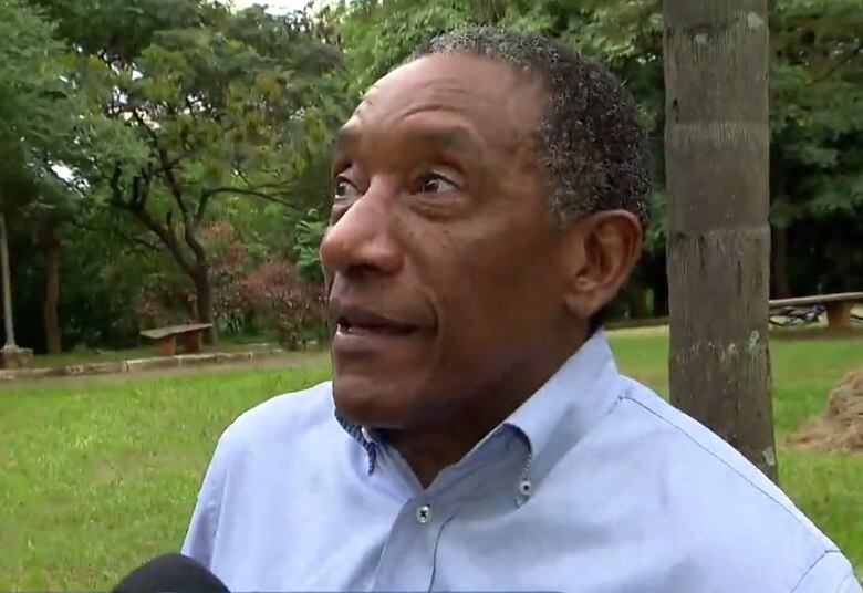 Aos treze anos, Geraldo conseguiu um emprego de office boy,
passou a estudar e ocupou o cargo de diretoria de uma empresa de parques de
diversões: “Eu fazia tudo com a mesma paixão que catava latinhas. Eu fui achando portas abertas até a diretoria”