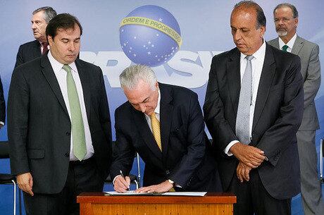 Decreto deve ser votado na segunda (29), diz Maia