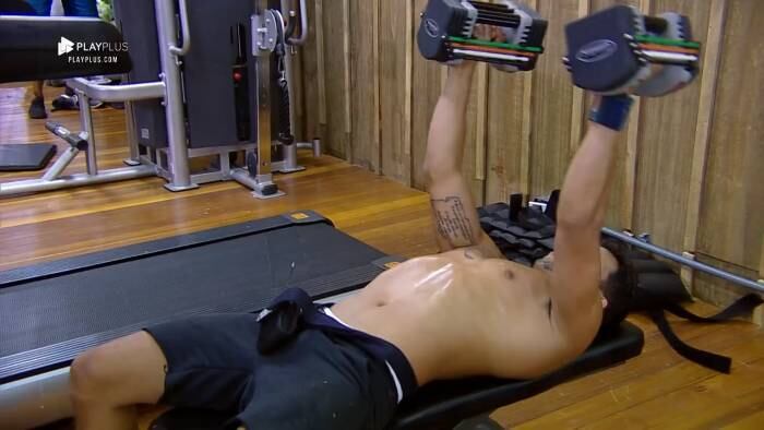 João Zoli, Felipe Sertanejo, A Fazenda