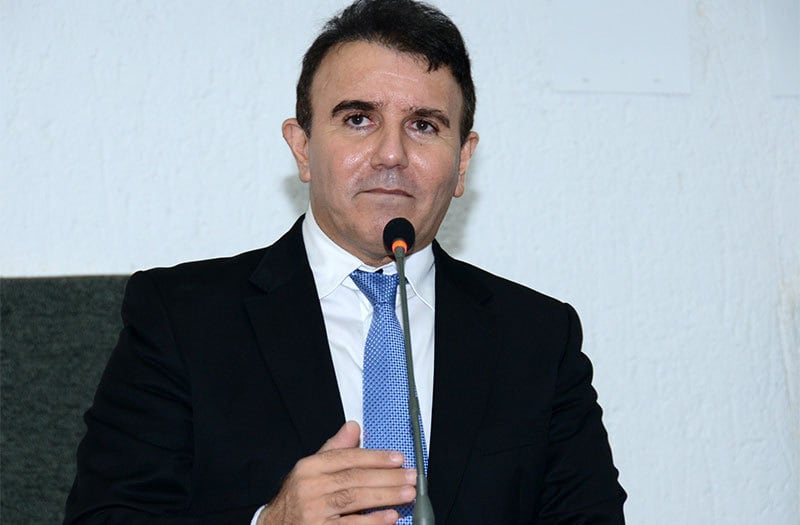 Eduardo Siqueira Campos foi levado para depor a agentes federais