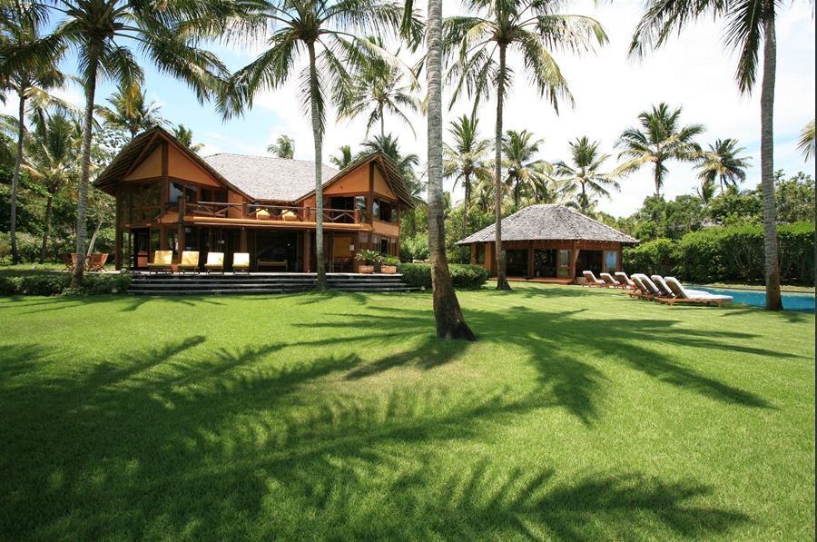 A propriedade é cercada de vegetação nativa