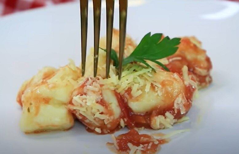 Mais uma opção conhecida que muitos brasileiros amam. Você pode fazer do modo tradicional mas também pode fazer com recheio.