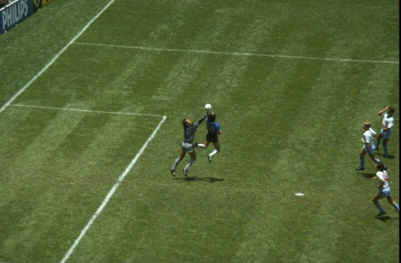 Na Copa do Mundo de 1982, realizada no México, o jogador alcançou sua maior glória com a camisa da seleção argentina. A primeira evidência disto foi na partida contra a Inglaterra, pelas quartas de final da competição. Neste jogo, Maradona marcaria um dos gols mais bonitos da sua carreira, que inclusive ficou conhecido como O Gol do Século, quando o atleta passou por nada menos que seis marcadores ingleses até fazer o gol. Nesta mesma partida, ainda, marcou outro gol famoso, conhecido por La Mano de Dios, quando o jogador saltou mais que o goleiro Shilton para desviar, com a mão, pro fundo do gol inglês