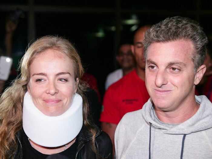 O piloto também não acionou o trem de pouso da aeronave para que o avião não capotasse e chegou a desviar de uma serra e animais que estavam no pasto. Todos tiveram ferimentos leves

+ Siga o Domingo Show no Twitter e receba todas as notícias do programa