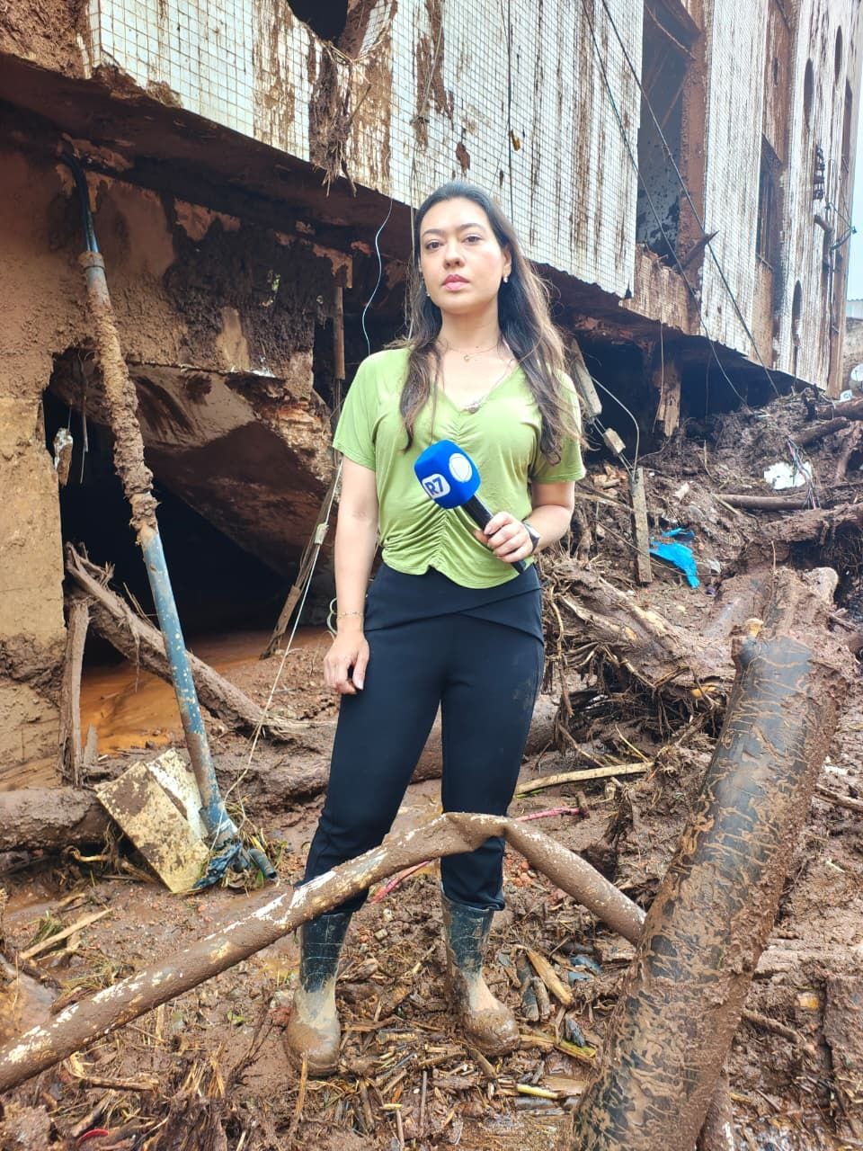 Repórter Paola Vianna