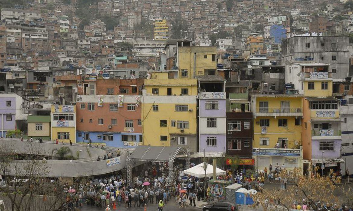 Favela da Rocinha inaugura centro de coleta seletiva
