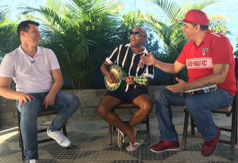O encontro promovido pelo Esporte Fantástico deu samba! Enquanto tocavam alguns sucessos dos anos 90, os pagodeiros analisaram as chances dos dois times paulistas com muito bom humor