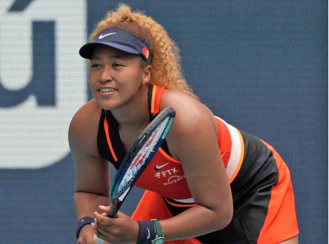 Esse é o caso da tenista naomi Osaka, filha de mãe japonesa e pai haitiano. Mesmo não tendo um bom domínio da língua japonesa, ela é bem aceita pela aparência.