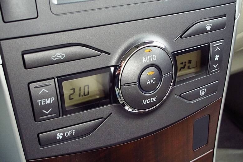 Outro item que será melhorado no novo Corolla é o ar-condicionado digital, de apenas uma zona no modelo atual
LEIA TAMBÉM
Toyota Corolla atual não é mais produzido em Indaiatuba (SP); nova geração chega em março
Saiba tudo sobre carros! Acesse R7.com/carros