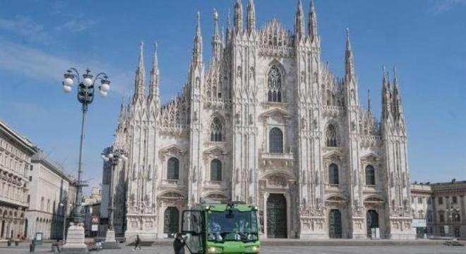 Na capital financeira da Itália, em Milão, o sobrenome Hu é um dos mais comuns