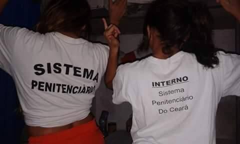 De acordo com a secretaria, o
presídio passará a ter o body scaner — um equipamento de raio-x que auxilia
os agentes penitenciários a vistoriar os parentes e amigos das detentas que
realizam visitas