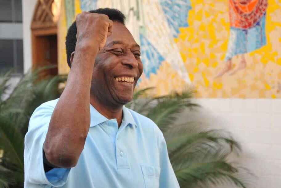Nos anos 2000, Pelé e Romário trocaram algumas farpas. Em 2005, o Rei foi direto em resposta a uma provocação do Baixinho:
