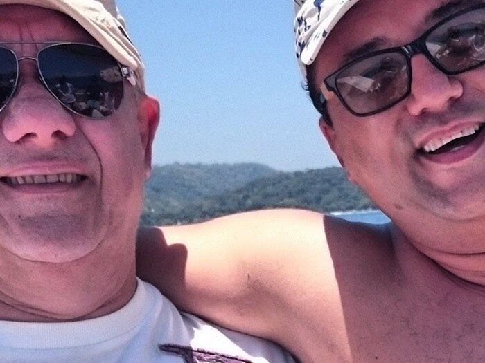 E não é que ele conseguiu uma? Pois é! Marcelo Rezende ainda não está olhando totalmente para a câmera, mas está valendo! Geraldo registrou nesta foto: "Nós em alto mar..."
+ Assista aos destaques do último domingo (1º)!
+ Aproveite e confira as matérias do programa Domingo Show
+ Já curtiu a página do Domingo Show no Facebook? É só clicar!
+ Siga o Domingo Show no Twitter e receba conteúdos exclusivos!