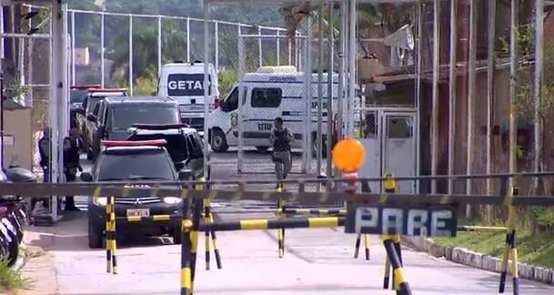 Quatro detentos tentaram escapar utilizando uma corda artesanal e três foram capturados