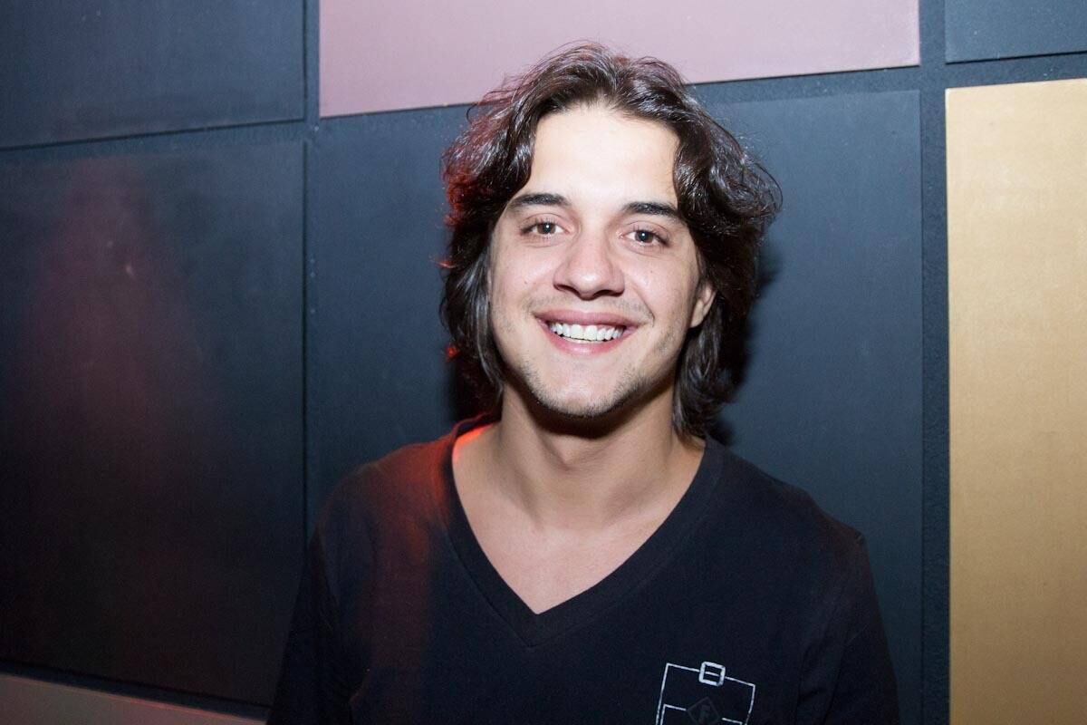 Guilherme Boury estava entre os convidados que curtiram o show sertanejo