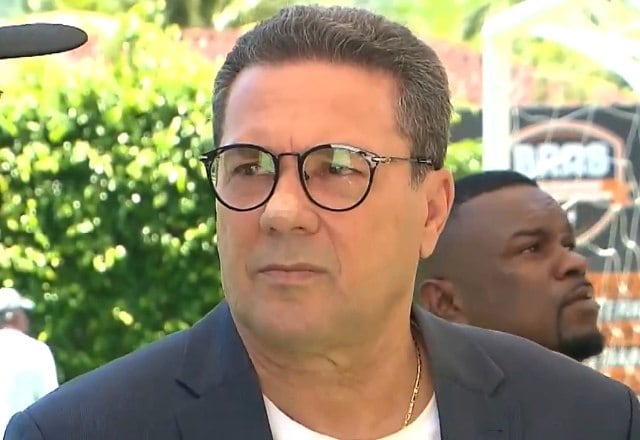 O bom trabalho como técnico do Vasco no ano passado fez com que Luxemburgo voltasse para o clube que ele considera sua casa: o Palmeiras. "Eu conheço o caminho das pedras dali. O torcedor, a maneira que eles agem com a equipe e a maneira que a equipe tem que jogar. O Palmeiras é uma academia, então, não adianta você fazer do Palmeiras uma equipe que não jogue futebol", relata.