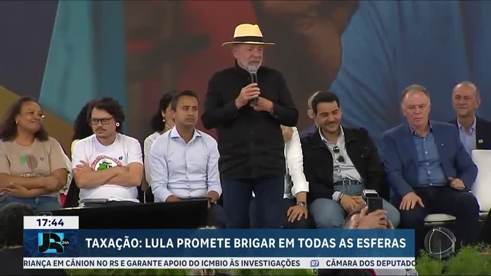 Lula critica Bolsonaro e promete reação contra tarifa de 50% dos EUA em evento no Espírito Santo