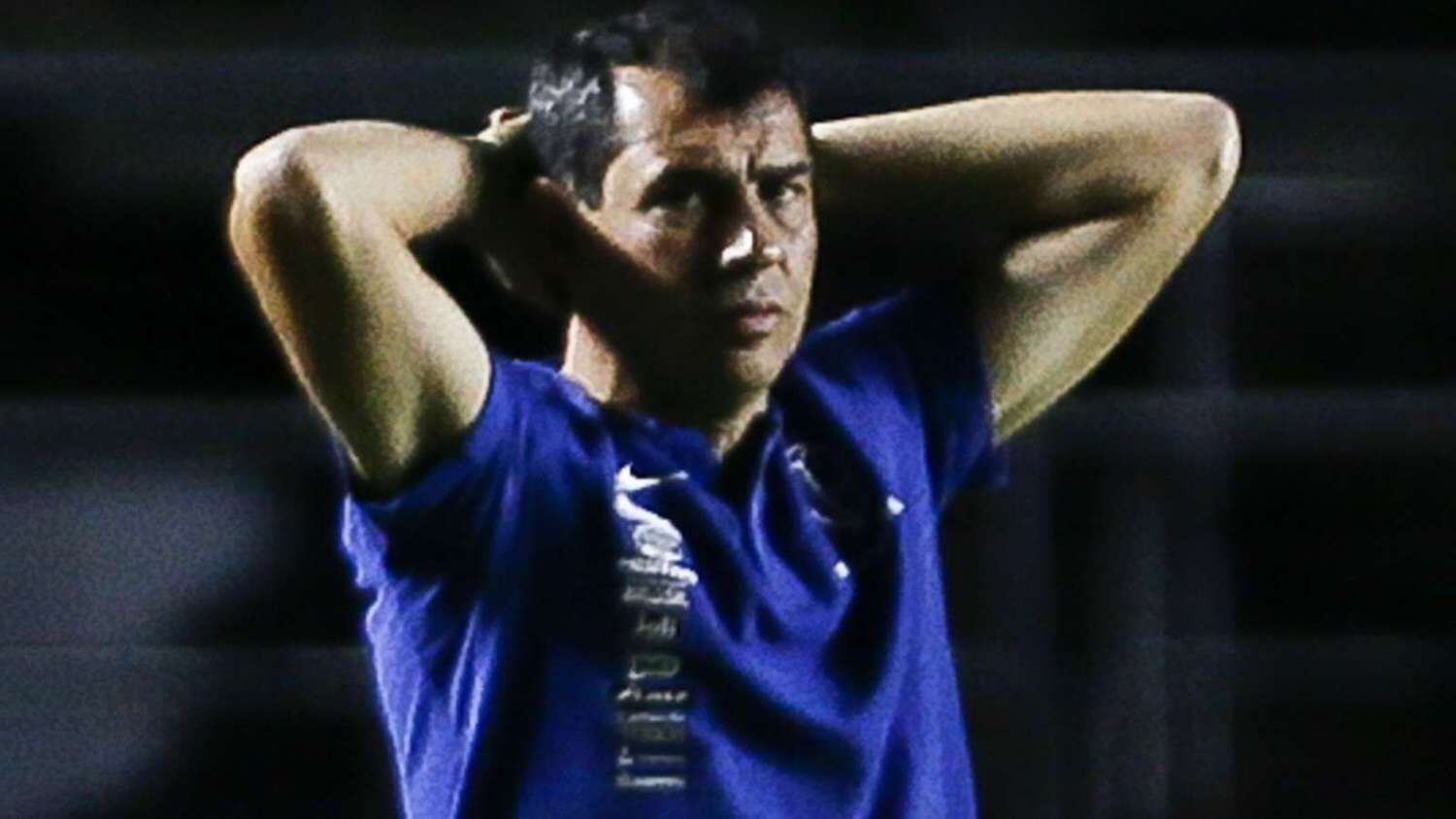 Carille não quis dar explicações depois do fraco empate com o Goiás