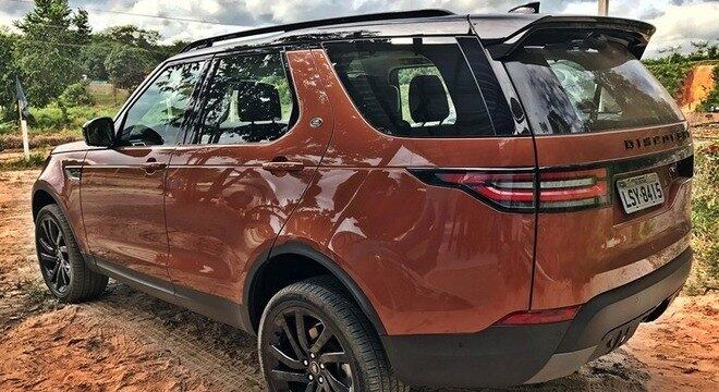 Versão de lançamento First Edition tem pintura laranja metálica e rodas pretas de aro 22