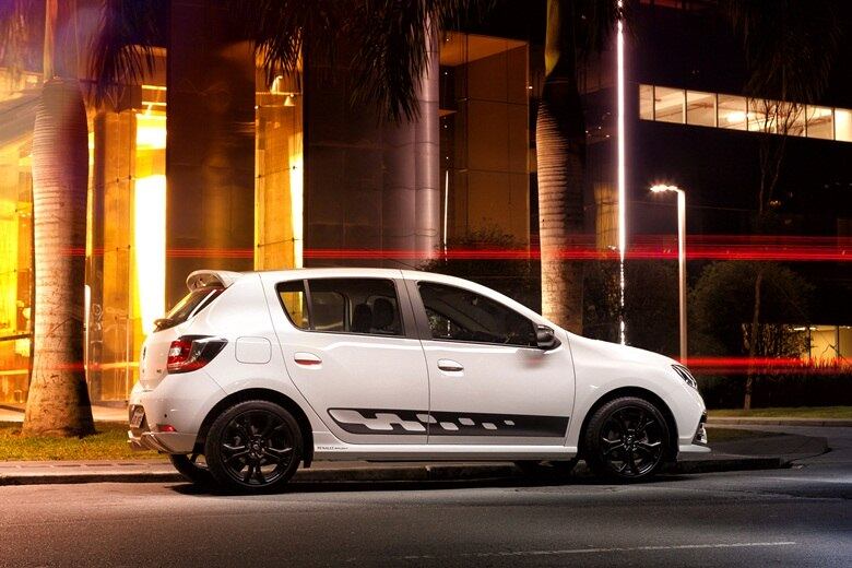 Renault Sandero RS

LEIA TAMBÉM
Aceleramos: Renault Sandero RS é nervosinho e vai além do visual
