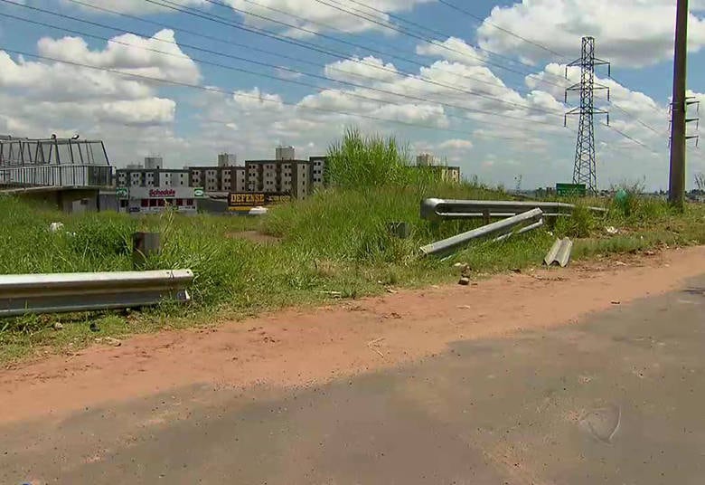 A fuga também foi planejada em detalhes. A proteção lateral da estrada, que dá acesso a uma passagem de pedestre, foi desparafusada e retirada para que os carros dos assaltantes passassem. Ficou mais fácil entrar na Rodovia Anhanguera, que liga a capital ao interior

• Acesse o R7 Play e assista na íntegra a todos os programas da Record! Clique e experimente!